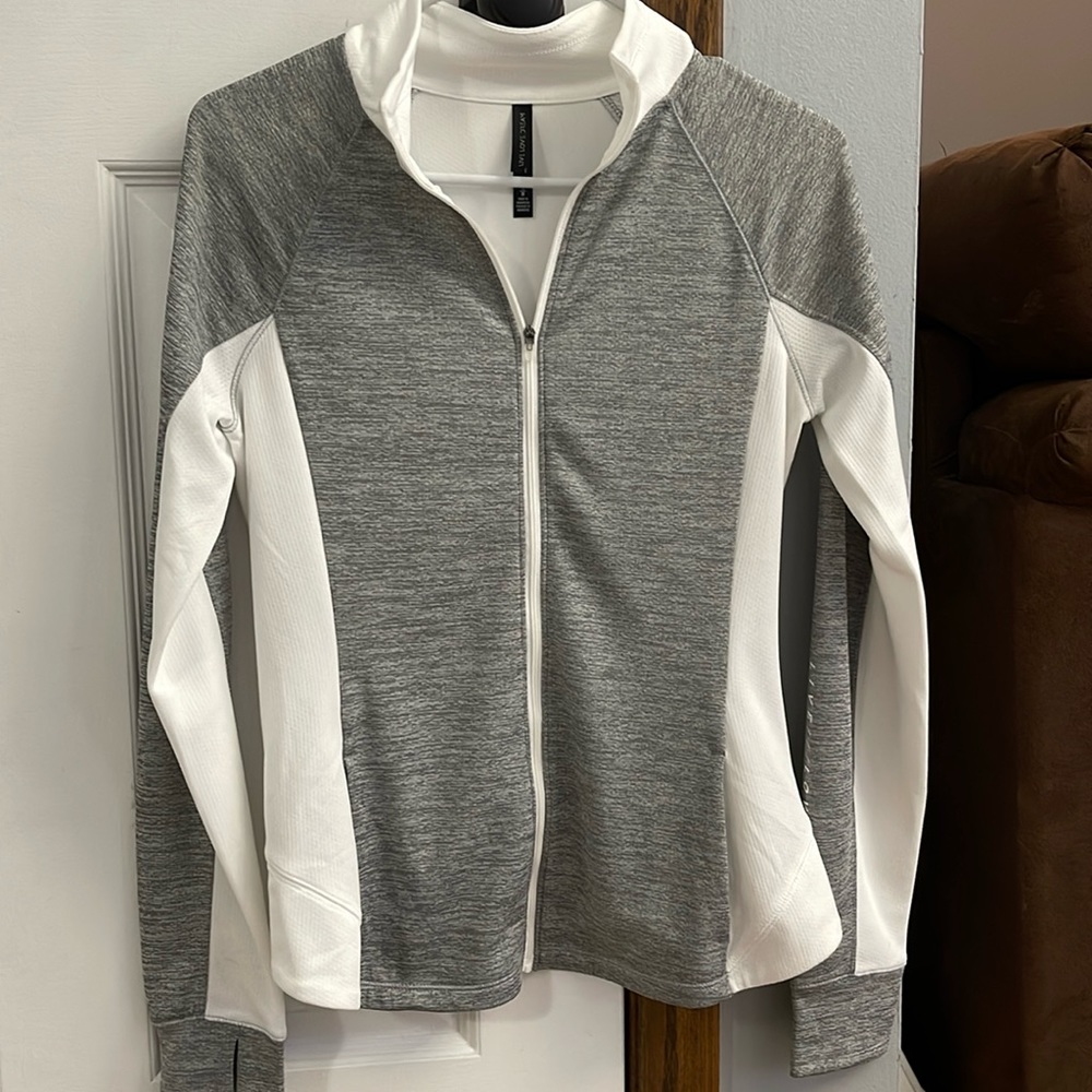 Women’s athletic zip up